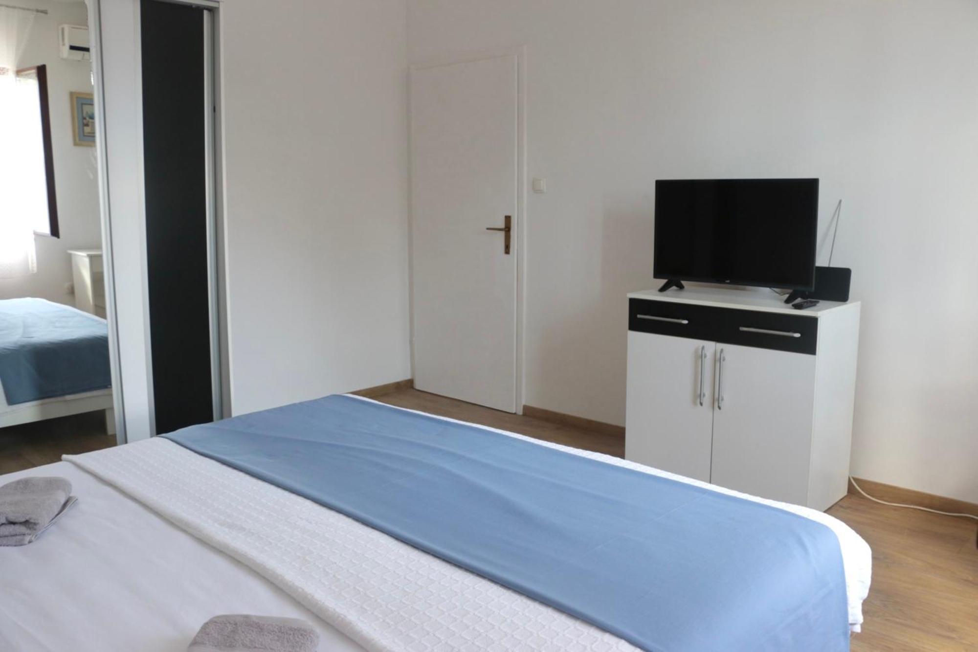 Beachfront Apartment Drazen, With Garden And Parking Split Exterior foto