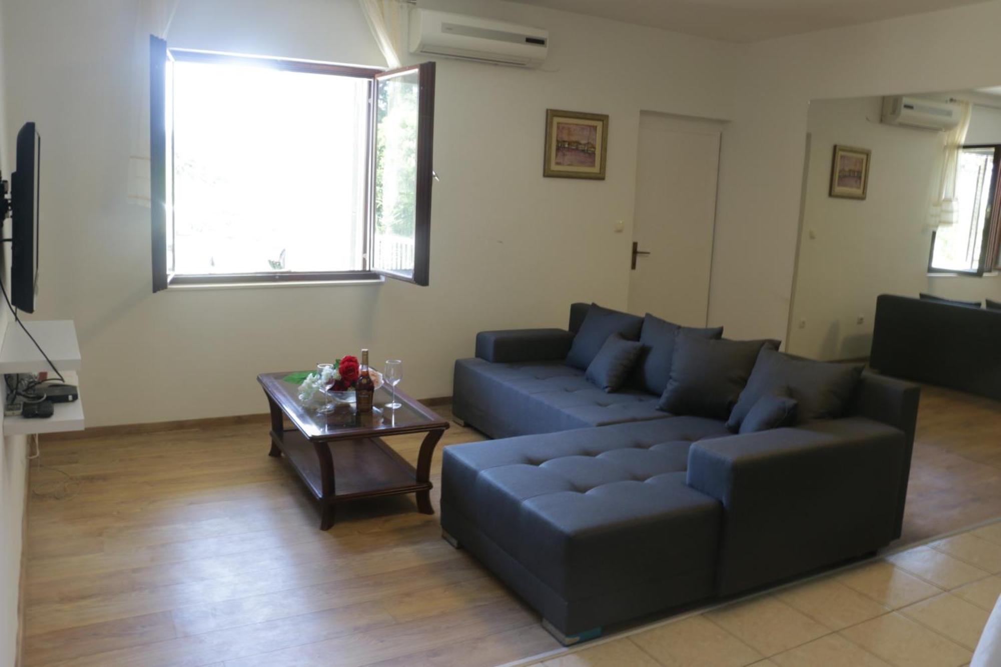 Beachfront Apartment Drazen, With Garden And Parking Split Exterior foto
