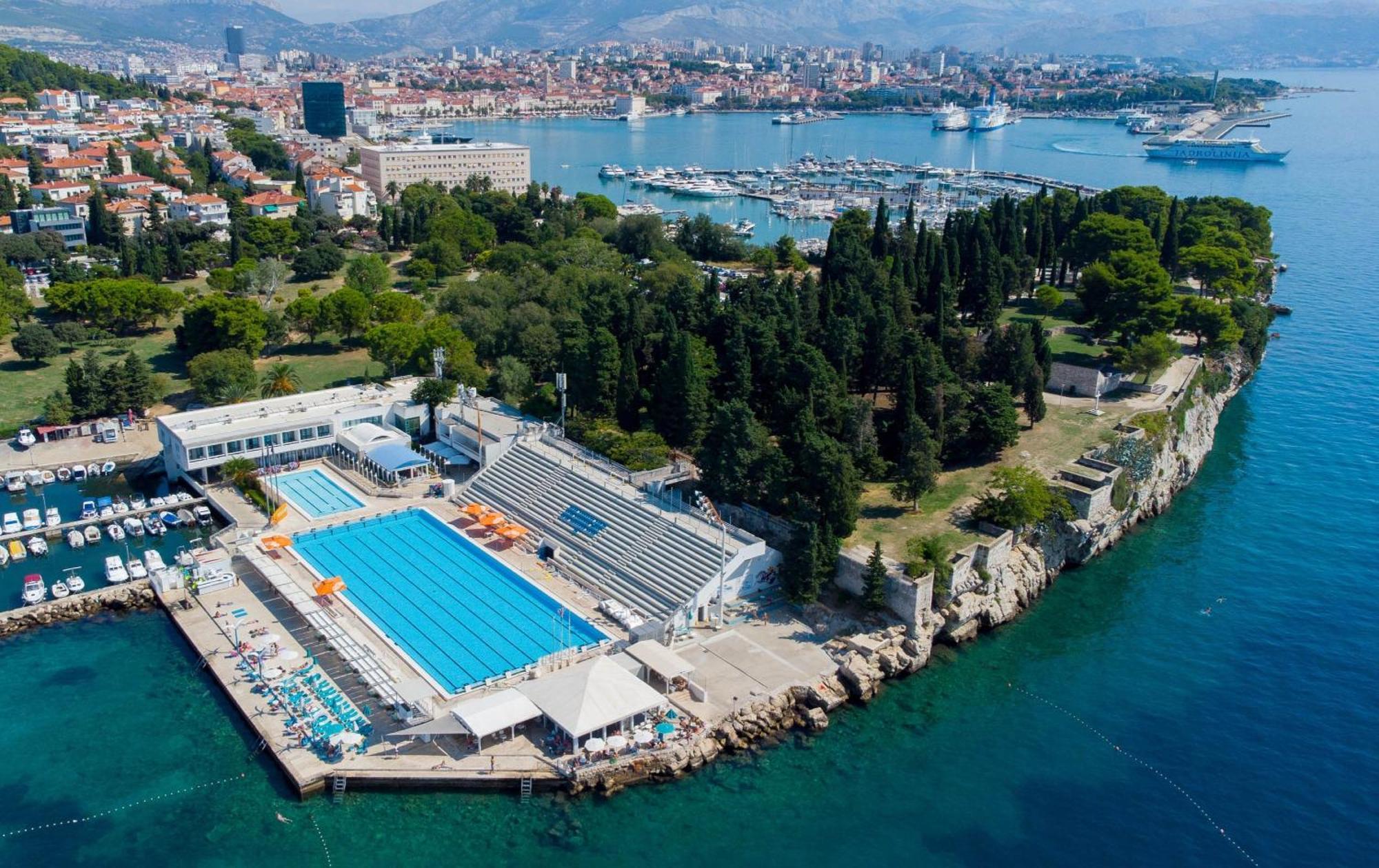 Beachfront Apartment Drazen, With Garden And Parking Split Exterior foto