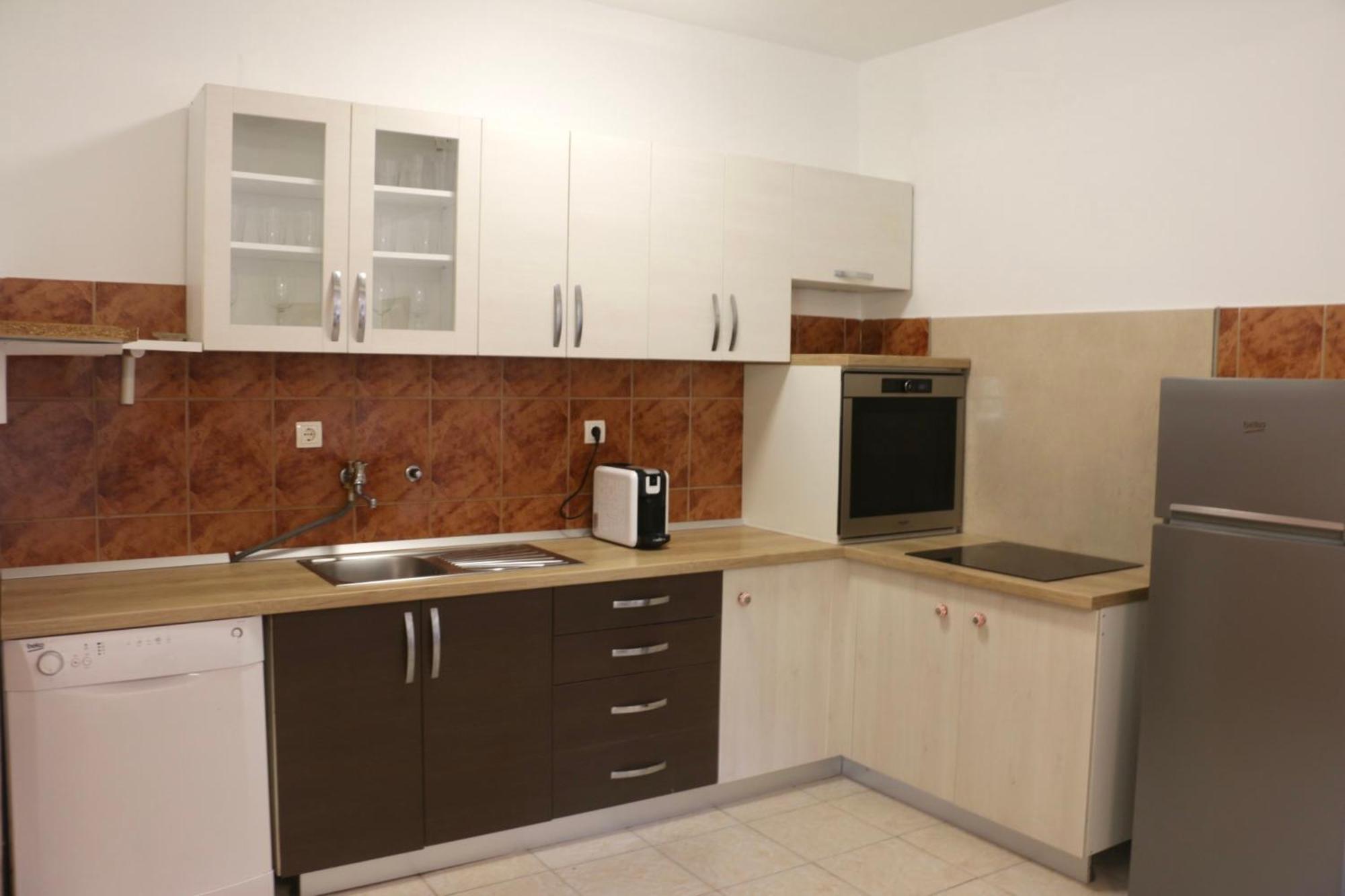 Beachfront Apartment Drazen, With Garden And Parking Split Exterior foto