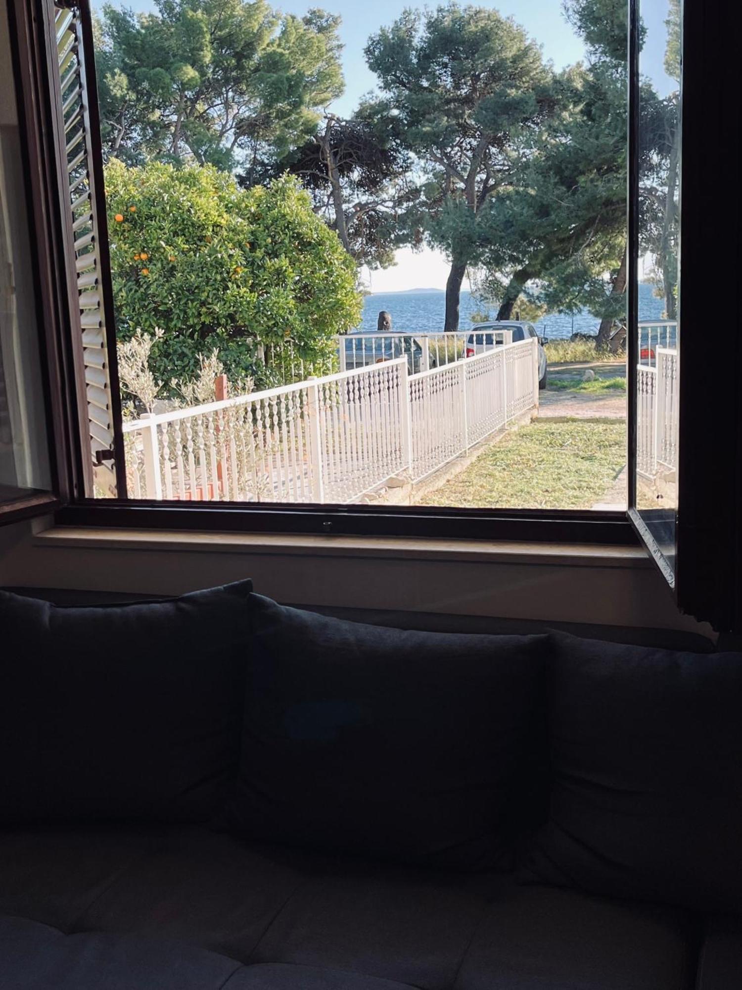 Beachfront Apartment Drazen, With Garden And Parking Split Exterior foto